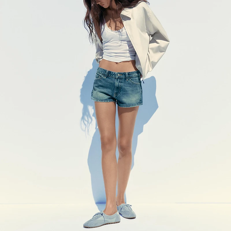 Новинка лета 2024, модное женское пальто-пилот Jaet с воротником-стойкой, уличное обычное тонкое пальто из полиэфирного волокна
Новинка лета 2024, модное женское пальто-пилот Jaet с воротником-стойкой, уличное обычное тонкое пальто из полиэфирного волокна