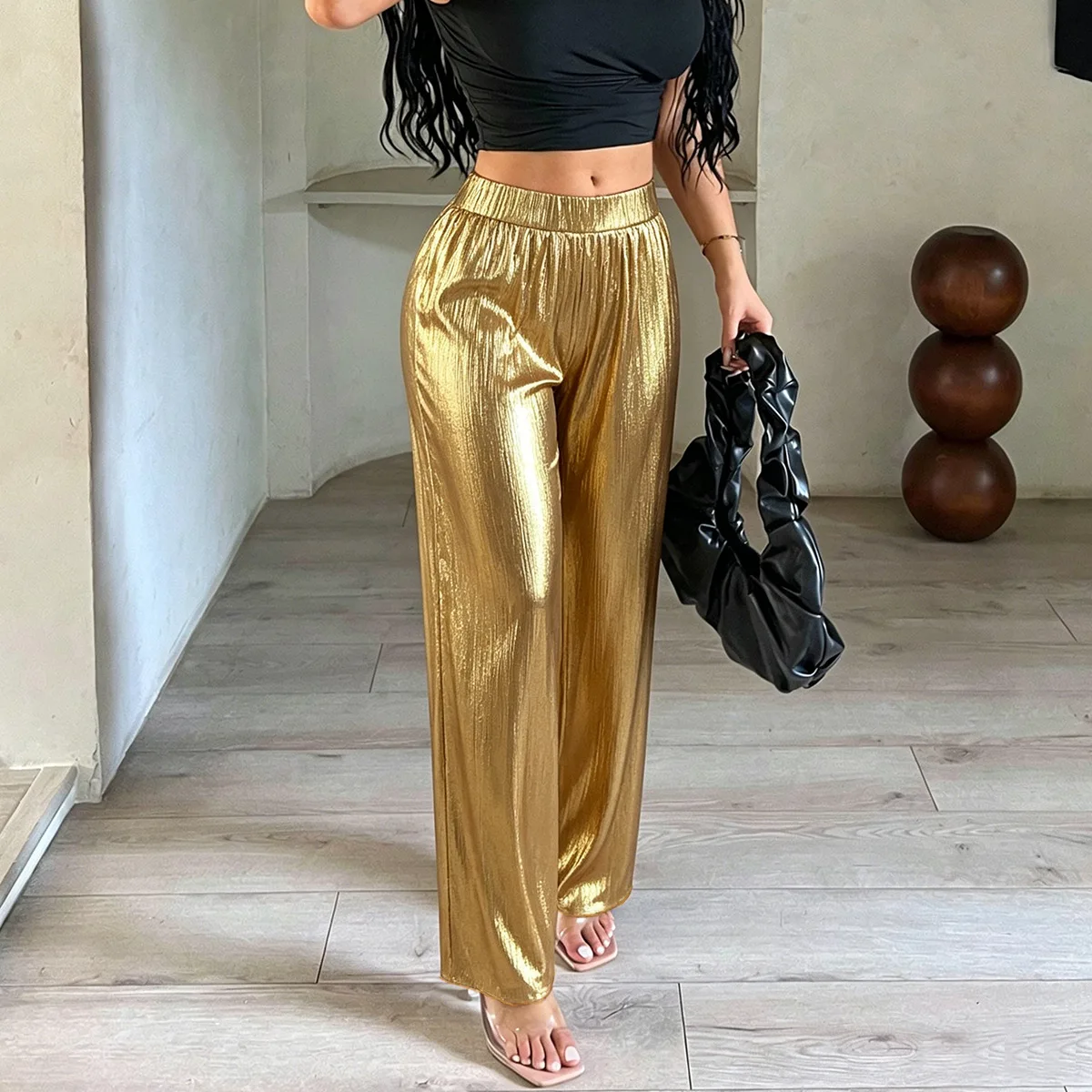 2026 Summer New Women Metallic Gold Wide Leg Pants Elastic Waist Shiny Casual Party Trousers Fashion Y2k Streetwear Women
2026 Summer New Women Metallic Gold Wide Leg Pants Elastic Waist Shiny Casual Party Trousers Fashion Y2k Streetwear Women