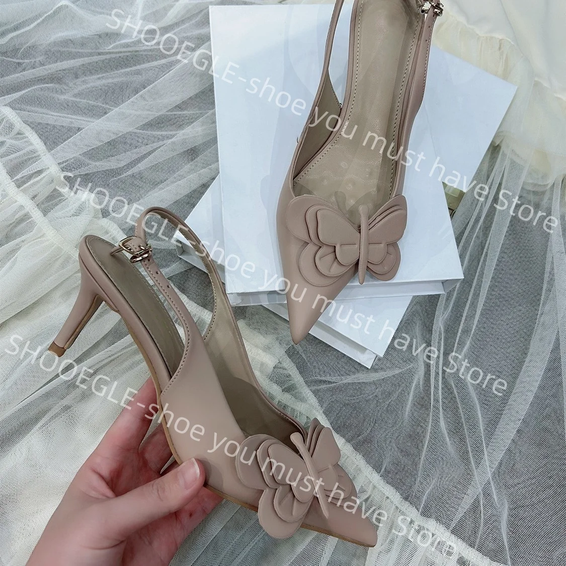 Women Nude Faux Leather Pointed-Toe Low Kitten Heel Slingback Pumps 3D Butterfly Elegant Ladies Office Casual Daily Single Shoes
Women Nude Faux Leather Pointed-Toe Low Kitten Heel Slingback Pumps 3D Butterfly Elegant Ladies Office Casual Daily Single Shoes