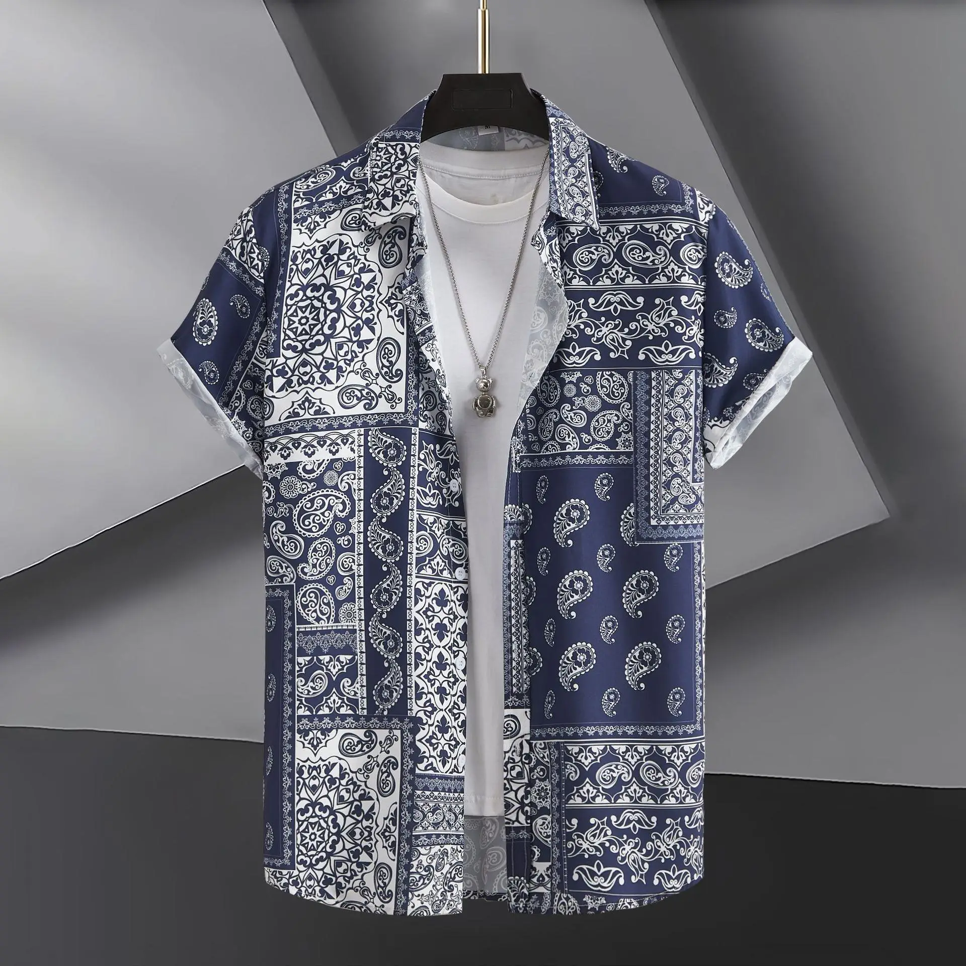 Men's Paisley Sle ort Sve irt Loose Fit Thin Spring Summer Casual Cotton irt Turn down Collar
Men's Paisley Sle ort Sve irt Loose Fit Thin Spring Summer Casual Cotton irt Turn down Collar
