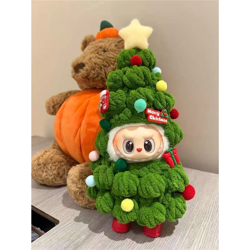 Подходит для набора Labubu 3.0 Christmas set - одежда для куклы Rabubu 17 см, пластиковая коробка-сюрприз, в комплекте с вязаной крючком одеждой для куклы в виде рождественской елки.
Подходит для набора Labubu 3.0 Christmas set - одежда для куклы Rabubu 17 см, пластиковая коробка-сюрприз, в комплекте с вязаной крючком одеждой для куклы в виде рождественской елки.