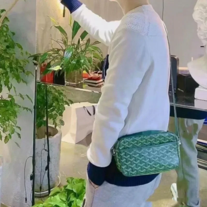 2025 Tooth Bag Fashionally Similar Design HighQuality Korean Version Single Shoulder Crossbody Small Square Bag Camera Bag
2025 Tooth Bag Fashionally Similar Design HighQuality Korean Version Single Shoulder Crossbody Small Square Bag Camera Bag