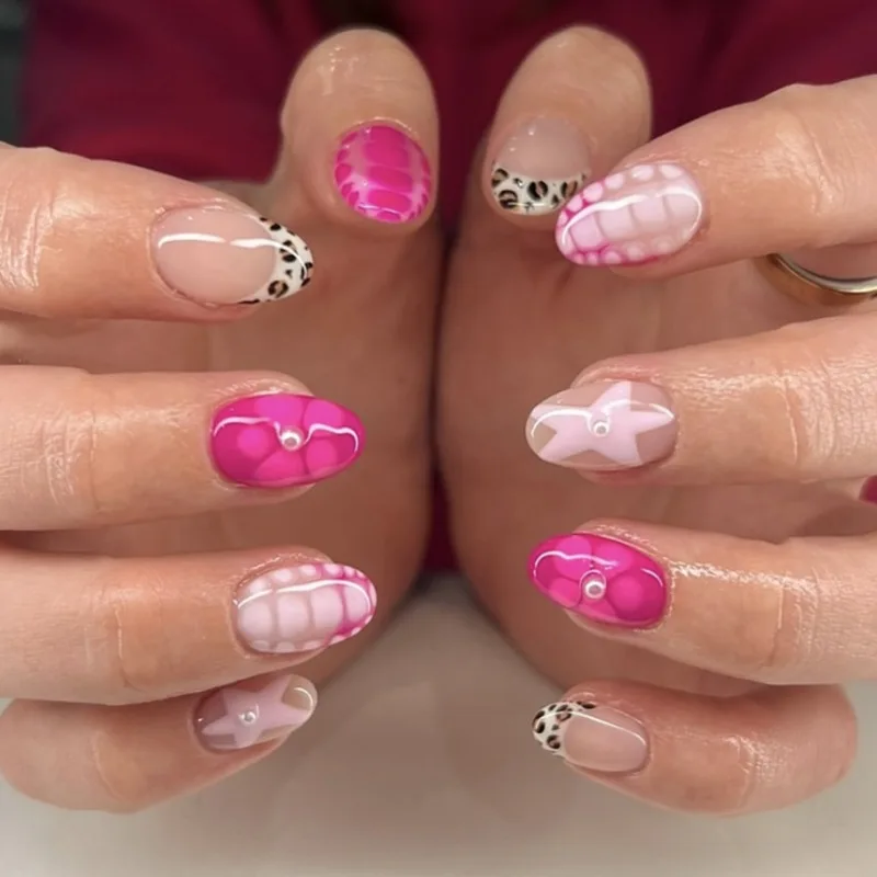 24 Pcs Medium Short False Nails Almond Press on Nails Rose Red Flowers Self-adhesive Decorated Nail Tips Glued Nails Removable
24 Pcs Medium Short False Nails Almond Press on Nails Rose Red Flowers Self-adhesive Decorated Nail Tips Glued Nails Removable