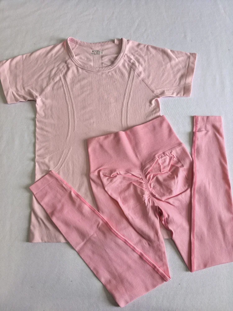2025 Summer New Multi-color Sportswear Set Elastic Women's Yoga Pants Breathable Short-sleeved Hip Lift Unmarked Sportswear
2025 Summer New Multi-color Sportswear Set Elastic Women's Yoga Pants Breathable Short-sleeved Hip Lift Unmarked Sportswear