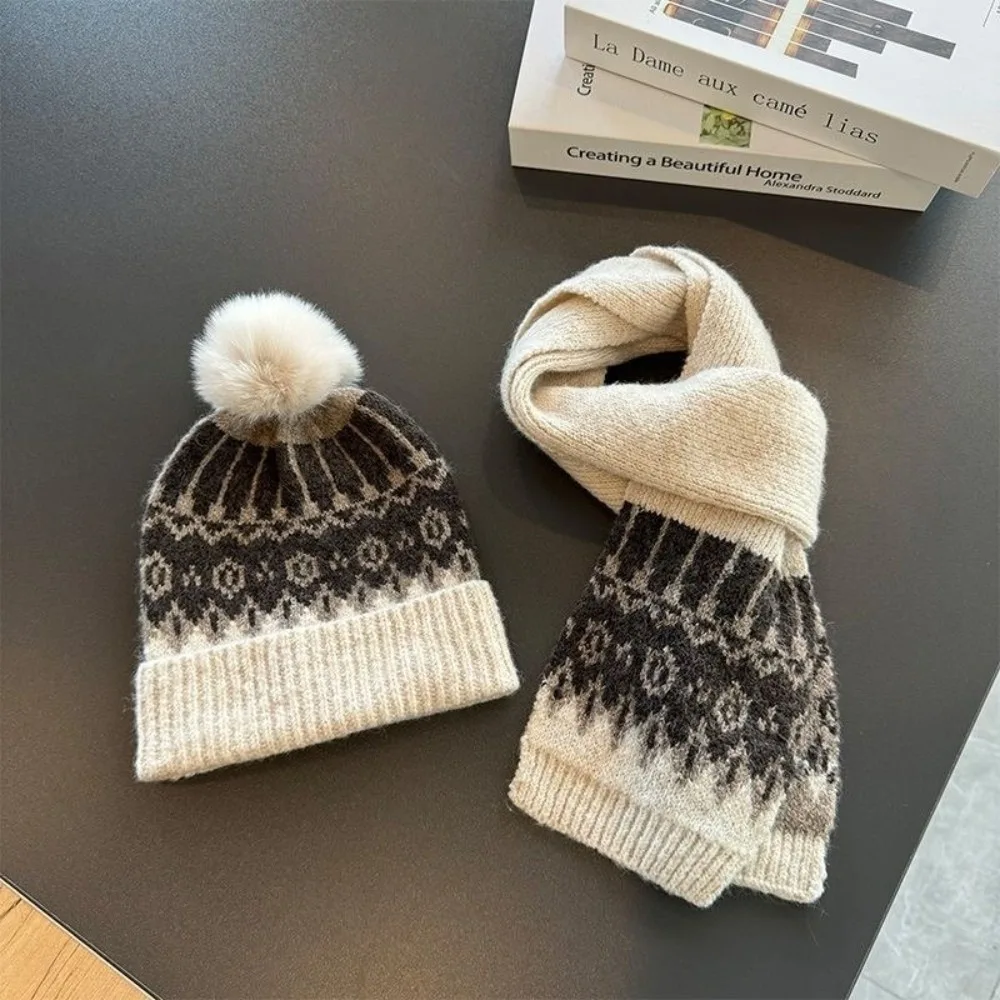 New Pompom Scarf Hat Set Warm Windproof Neck Warmer Knitted Coldproof Pullover Cap for Outdoor Cycling Skiing
New Pompom Scarf Hat Set Warm Windproof Neck Warmer Knitted Coldproof Pullover Cap for Outdoor Cycling Skiing