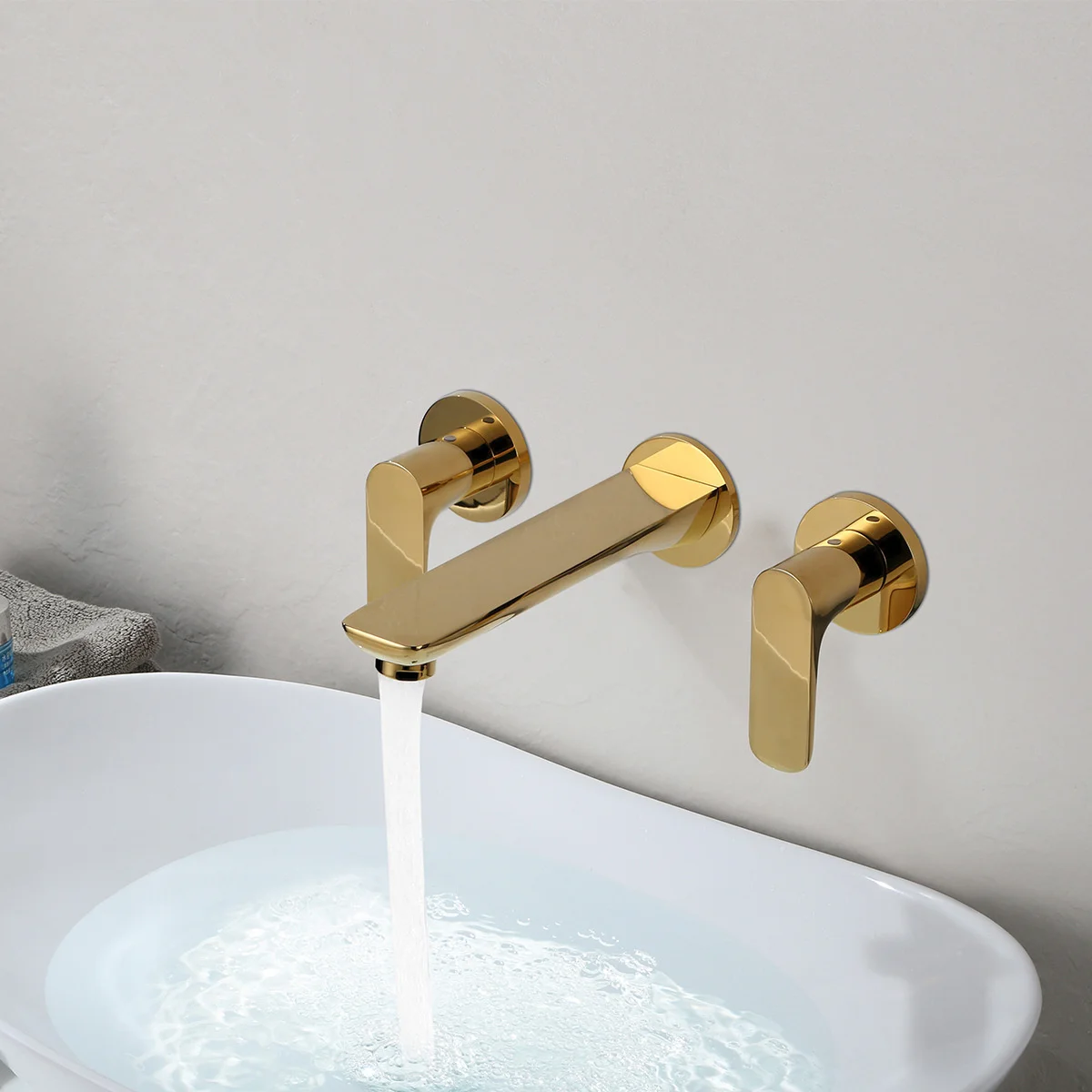 Kaizhongyuan copper wall outlet washbasin concealed desk basin washbasin golden wall type hot and cold faucet
Kaizhongyuan copper wall outlet washbasin concealed desk basin washbasin golden wall type hot and cold faucet