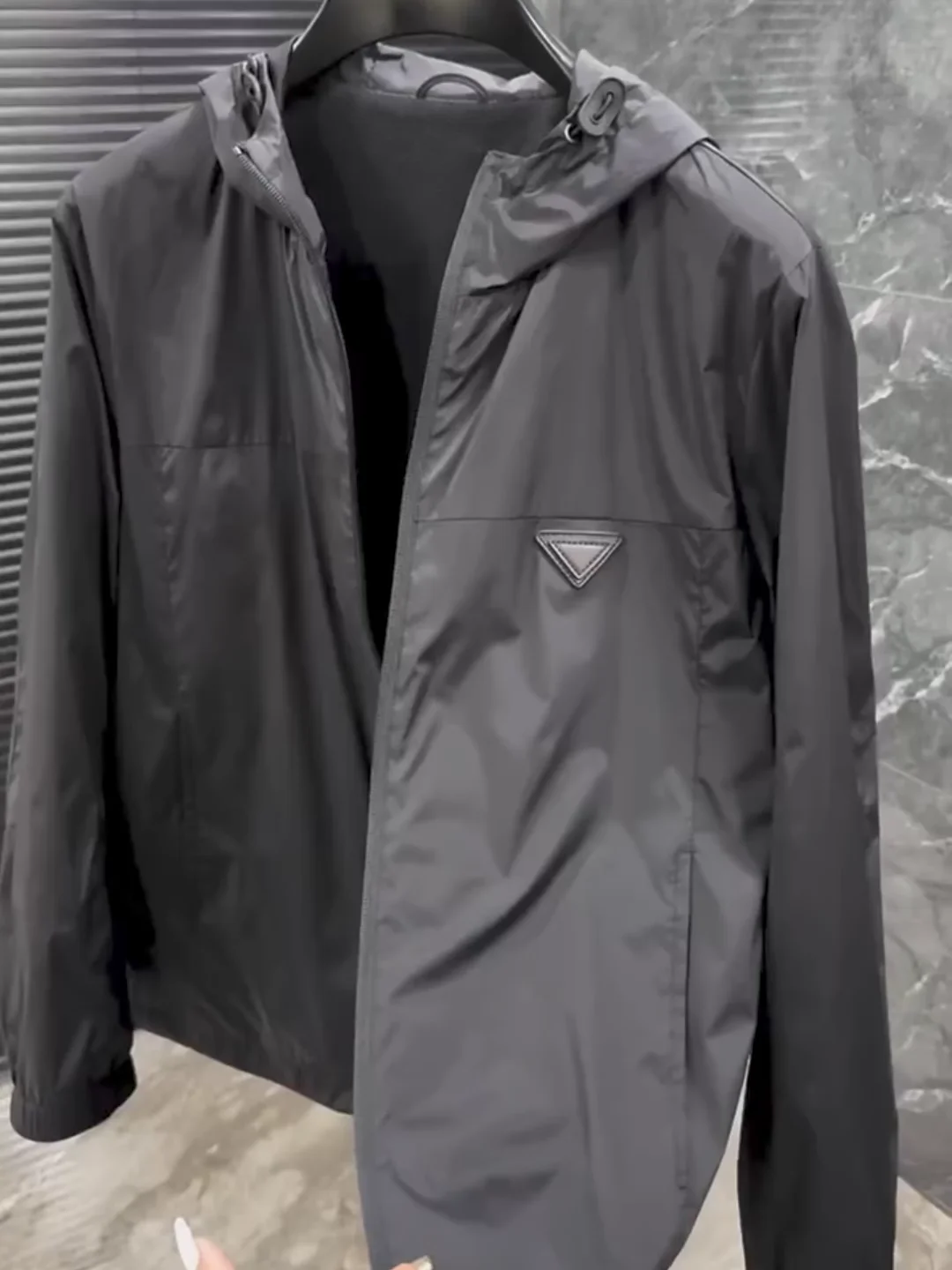 Весенне-осенняя мужская новая толстовка с капюшоном Jaet, повседневная, модная, легкая, роскошная, элитная, крутая, на молнии, антибактериальная
Весенне-осенняя мужская новая толстовка с капюшоном Jaet, повседневная, модная, легкая, роскошная, элитная, крутая, на молнии, антибактериальная