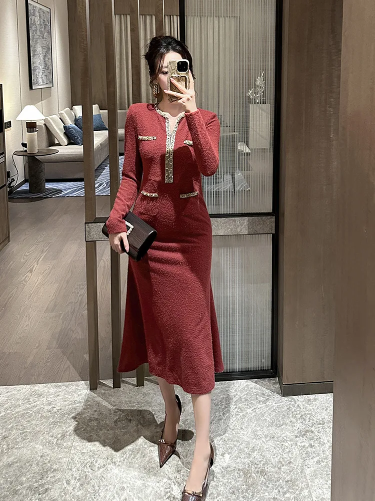 Wedding Banquet Dress Spring New Women's Heavy Industry Diamond V Neck Slim Slim Red Dress
Wedding Banquet Dress Spring New Women's Heavy Industry Diamond V Neck Slim Slim Red Dress