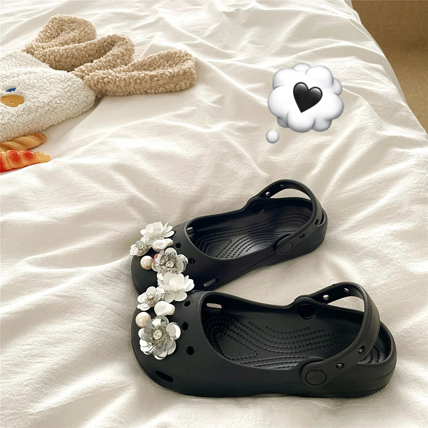 Stunning Sequin Flower DIY Ballet Style Women's Thick Heel Heightening Summer Outdoor Breathable Slip-On Sandals
Stunning Sequin Flower DIY Ballet Style Women's Thick Heel Heightening Summer Outdoor Breathable Slip-On Sandals