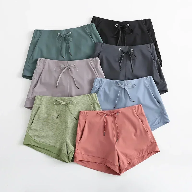 Spring and Summer New Skin friendly Women's Yoga Shorts Solid Color Casual Fitness Quick Drying Breathable Sports Shorts
Spring and Summer New Skin friendly Women's Yoga Shorts Solid Color Casual Fitness Quick Drying Breathable Sports Shorts