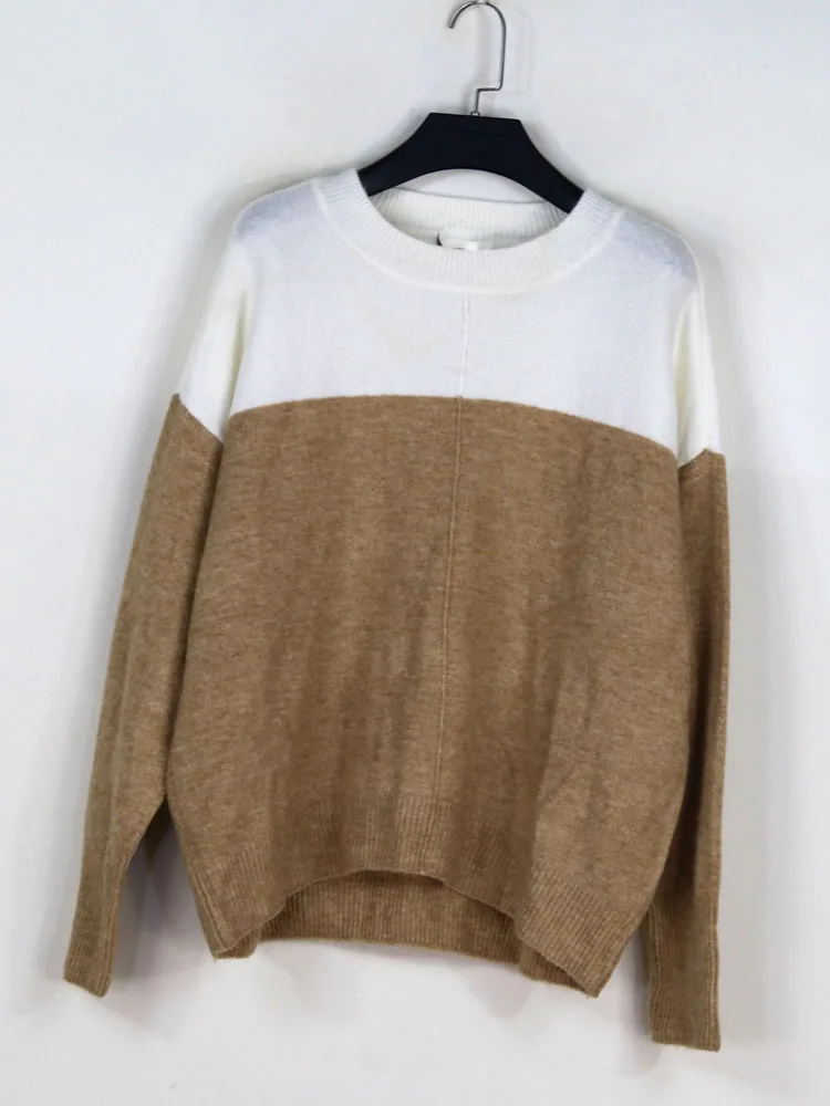 Свободный женский вязаный свитер с длинными рукавами для осени и зимы, уличный стиль, из смесовой ткани, базовый слой, защита от загрязнений, стандартный крой
Свободный женский вязаный свитер с длинными рукавами для осени и зимы, уличный стиль, из смесовой ткани, базовый слой, защита от загрязнений, стандартный крой