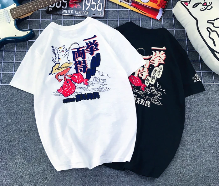 Japanese Tide Brand Fengtian Store Lucky Cat Fishing Carp Printing Pure Cotton Bamboo Cotton Short-sleeved T-shirt Men and Women
Japanese Tide Brand Fengtian Store Lucky Cat Fishing Carp Printing Pure Cotton Bamboo Cotton Short-sleeved T-shirt Men and Women