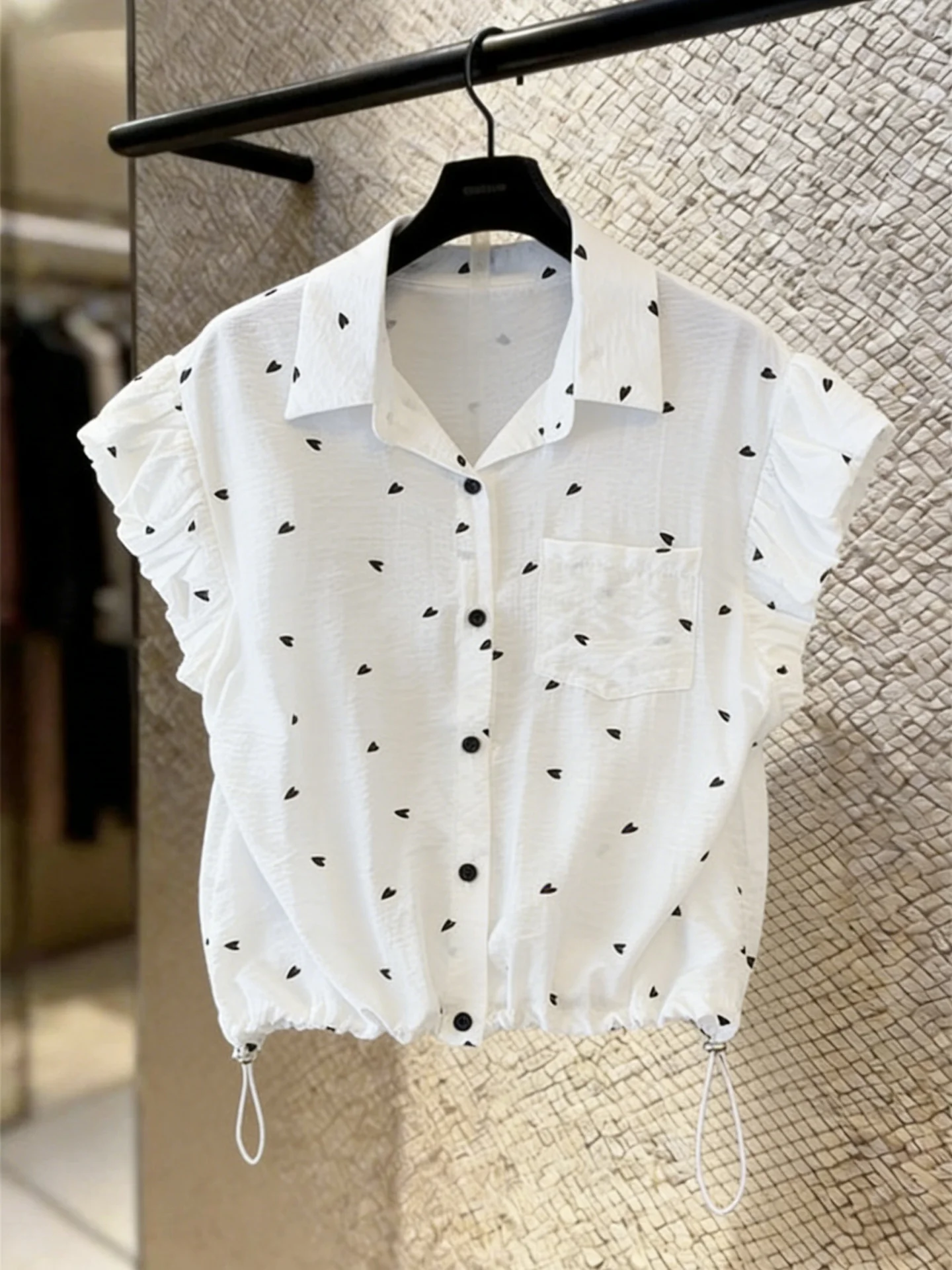 Korean Style Polka Dot Shirt Women's Summer New Design Drawstring Slimming Top Collar Fly Sleeve Waist Cinching Blouse
Korean Style Polka Dot Shirt Women's Summer New Design Drawstring Slimming Top Collar Fly Sleeve Waist Cinching Blouse