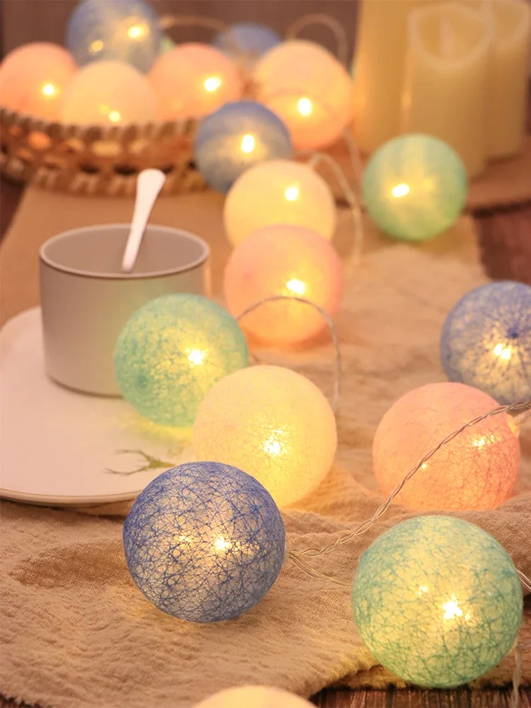 Cotton Ball Light LED Lantern String Light Flashing Light Net Red Girl Heart Bedroom Room Decoration
Cotton Ball Light LED Lantern String Light Flashing Light Net Red Girl Heart Bedroom Room Decoration