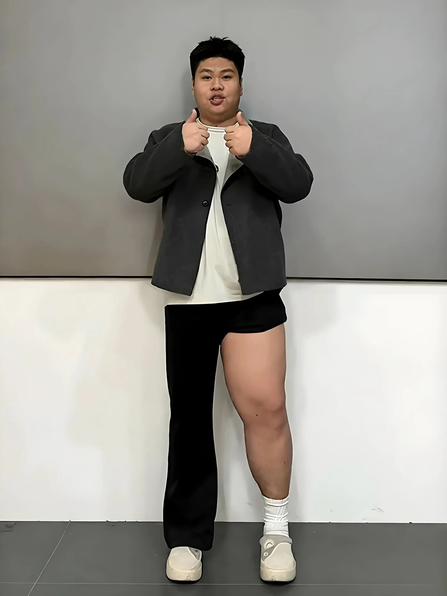 Мужские джинсы Slim Fit с высокой талией, прямые, эластичные, на флисовой подкладке, повседневные брюки в американском стиле
Мужские джинсы Slim Fit с высокой талией, прямые, эластичные, на флисовой подкладке, повседневные брюки в американском стиле