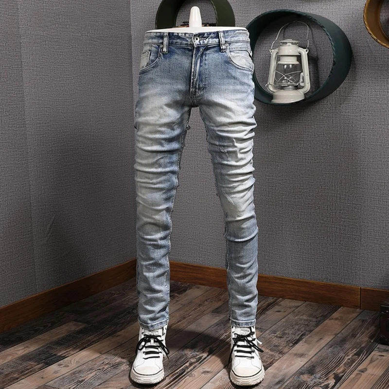 Fashion Designer Men Jeans Retro Light Blue Stretch Slim Fit Ripped Jeans Men High Quality Italian Style Denim Pants Hombre
Fashion Designer Men Jeans Retro Light Blue Stretch Slim Fit Ripped Jeans Men High Quality Italian Style Denim Pants Hombre