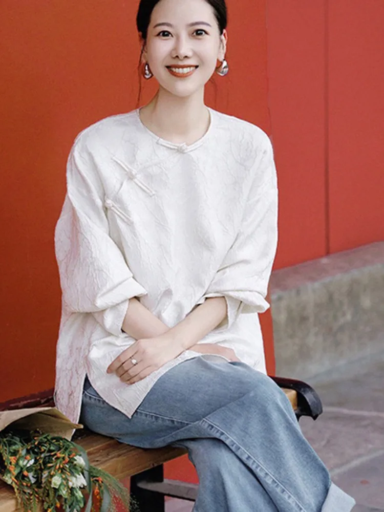 New Chinese Style White Embroidered Shirt Women's Spring Autumn Zen Style Reformed Blouse Medium Length National St...
New Chinese Style White Embroidered Shirt Women's Spring Autumn Zen Style Reformed Blouse Medium Length National St...
