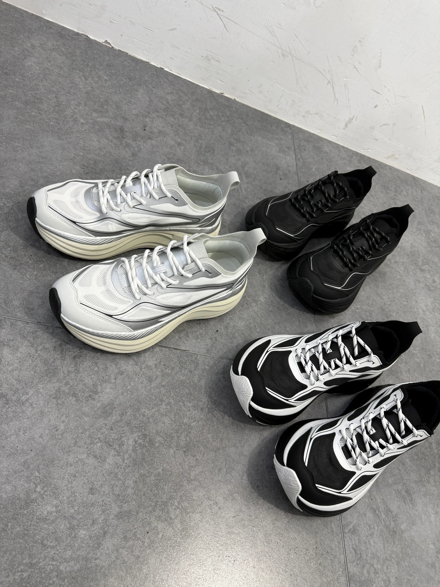 Men's Outdoor Lightweight Comfortable Breathable Running Shoes Shock Absorption Spring Summer Fashion Casual Sneakers
Men's Outdoor Lightweight Comfortable Breathable Running Shoes Shock Absorption Spring Summer Fashion Casual Sneakers