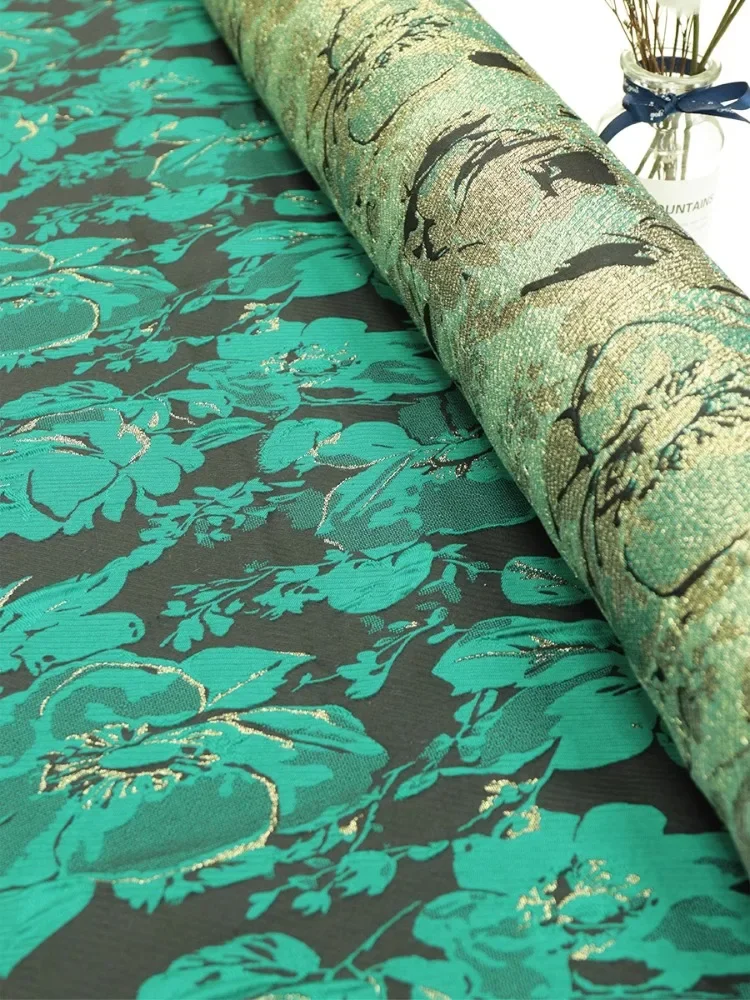 Окрашенная в виде пряжи, жаккардовая парчовая ткань с тиснением, темный узор, одежда, ветровка, платье, модная ткань для шитья на метр
Окрашенная в виде пряжи, жаккардовая парчовая ткань с тиснением, темный узор, одежда, ветровка, платье, модная ткань для шитья на метр