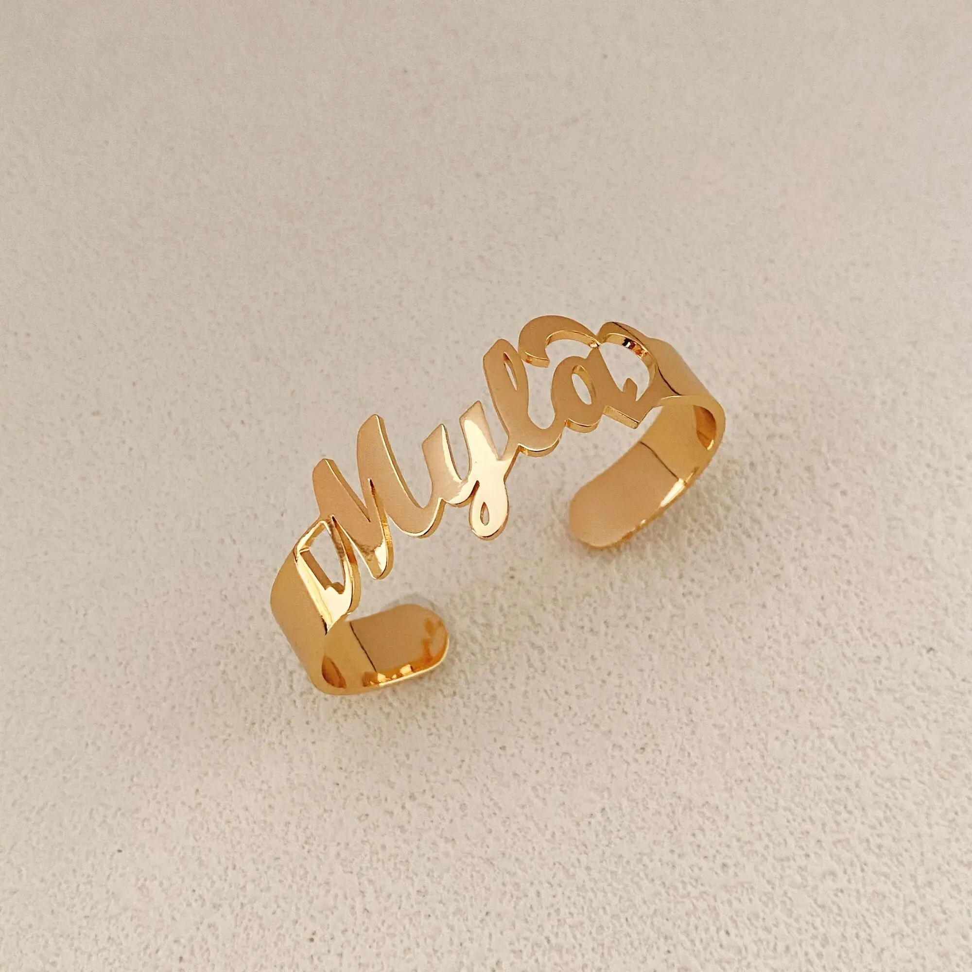 Personalized Name Heart Bracelet For Women Men Gold Plated Punk Vintage Bracelet Customized Stainless Steel Jewelry Accessories 
Personalized Name Heart Bracelet For Women Men Gold Plated Punk Vintage Bracelet Customized Stainless Steel Jewelry Accessories