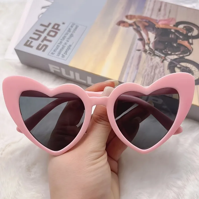 10 pairs of pink heart-shaped fashion glasses - trendy accessories for weddings, parties, and graduation ceremonies
10 pairs of pink heart-shaped fashion glasses - trendy accessories for weddings, parties, and graduation ceremonies