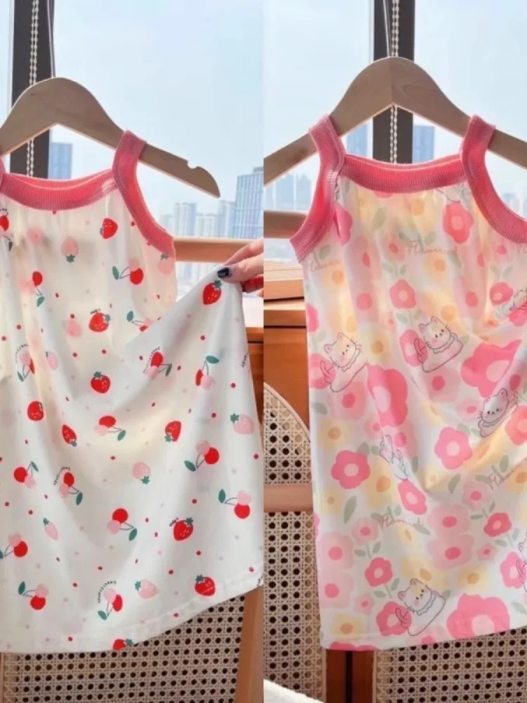 Summer New Ice Silk Strap Princ Dr for Girls Medium to Large Children's Dr Girls' Spwear Faion Set Spring Season
Summer New Ice Silk Strap Princ Dr for Girls Medium to Large Children's Dr Girls' Spwear Faion Set Spring Season
