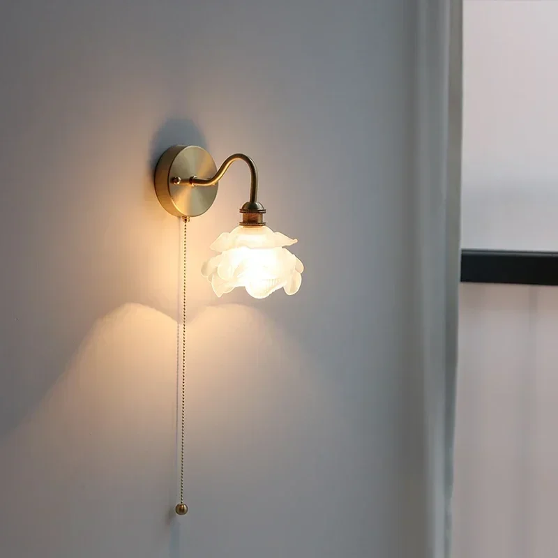 IWHD Flower Glass Copper Wall Lamp Sconce Pull Chain Switch LED Bedroom Bathroom Mirror Stair Light Nordic Modern Wandlamp
IWHD Flower Glass Copper Wall Lamp Sconce Pull Chain Switch LED Bedroom Bathroom Mirror Stair Light Nordic Modern Wandlamp