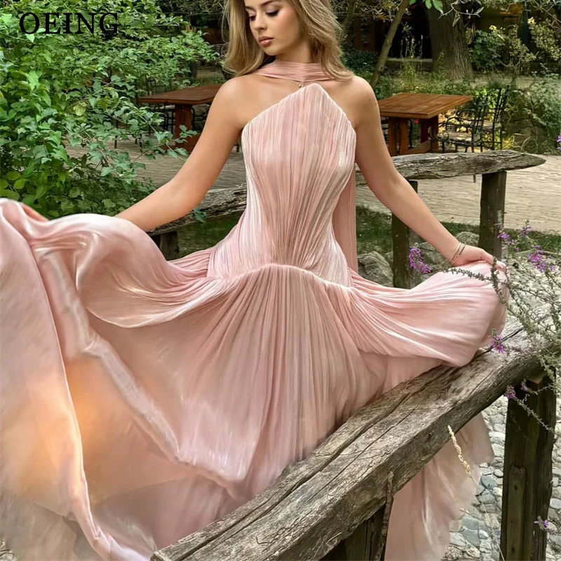 OEING Charming A-Line Prom Dress Strapless Pleats Ruched Ruffle Floor Length Evening Dresses فساتين سهرة Customized
OEING Charming A-Line Prom Dress Strapless Pleats Ruched Ruffle Floor Length Evening Dresses فساتين سهرة Customized
