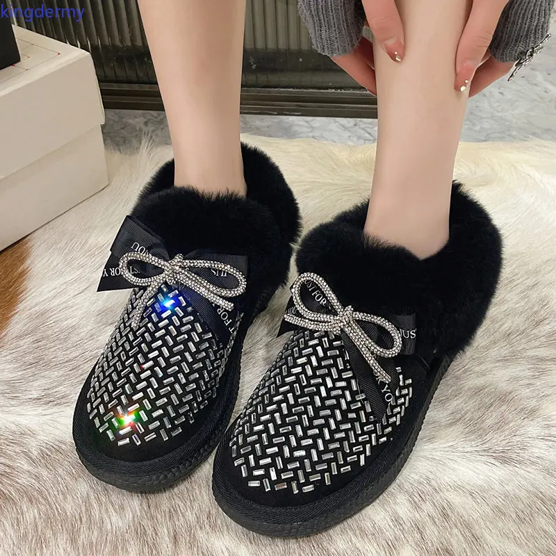 Shining Crystal Thick Plush Snow Boots for Women Winter Warm Fur Cotton Padded Shoes Woman Comfortable Flat Ankle Booties Boot
Shining Crystal Thick Plush Snow Boots for Women Winter Warm Fur Cotton Padded Shoes Woman Comfortable Flat Ankle Booties Boot
