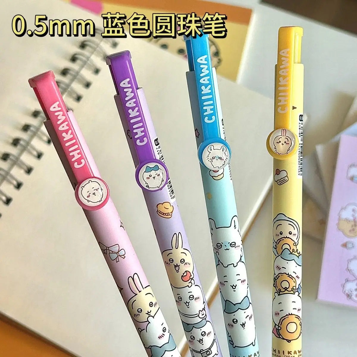kawaii Chiikawa Press Ballpoint Pen 0.5mm Blue Ink Cartoon Style Usaqi Giyabi Hachiware Pen Cute Anime Stationery for Students
kawaii Chiikawa Press Ballpoint Pen 0.5mm Blue Ink Cartoon Style Usaqi Giyabi Hachiware Pen Cute Anime Stationery for Students