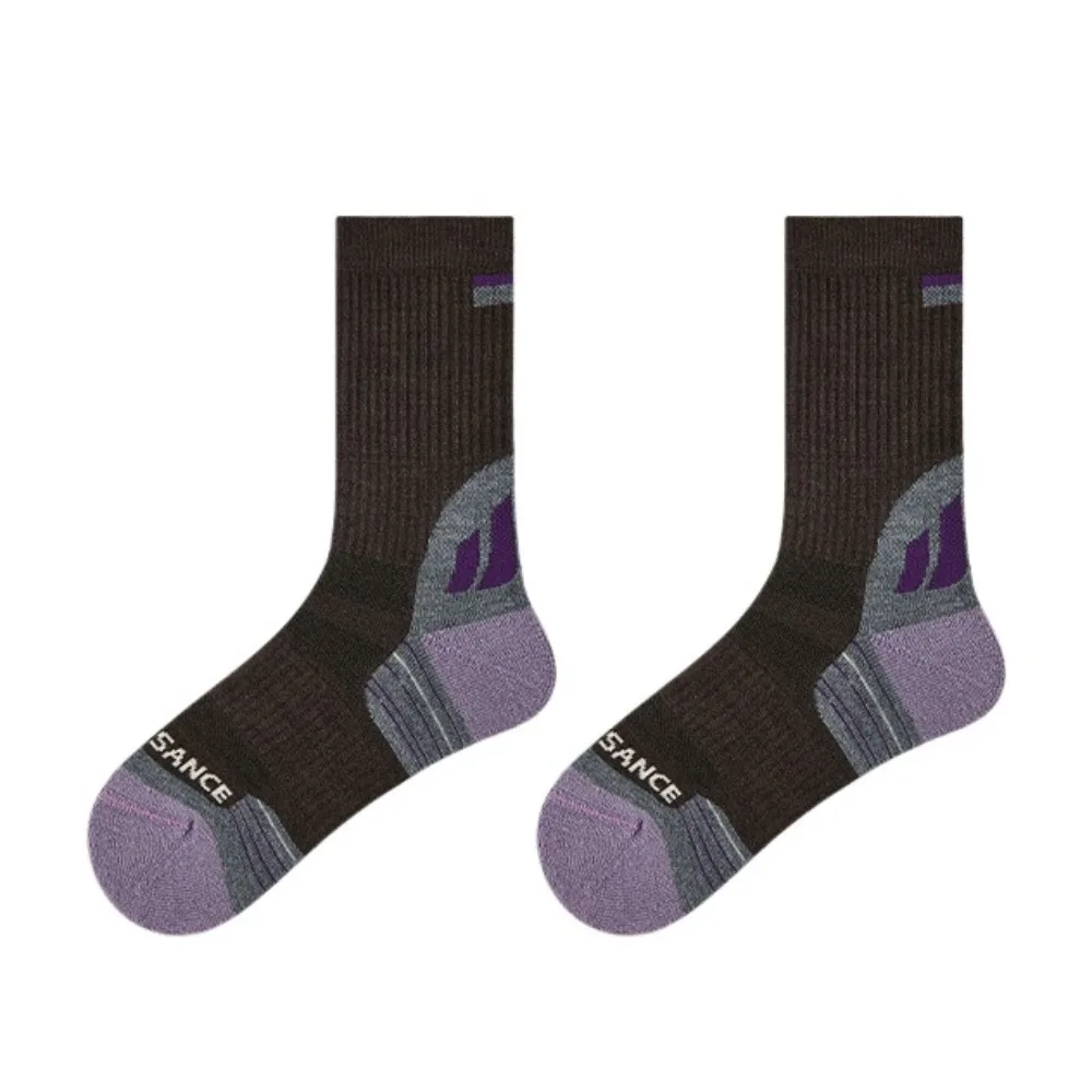 Удобные толстые дизайнерские носки для бега, износостойкие дышащие спортивные носки, теплые высокие носки для походов на открытом воздухе, катание на лыжах
Удобные толстые дизайнерские носки для бега, износостойкие дышащие спортивные носки, теплые высокие носки для походов на открытом воздухе, катание на лыжах