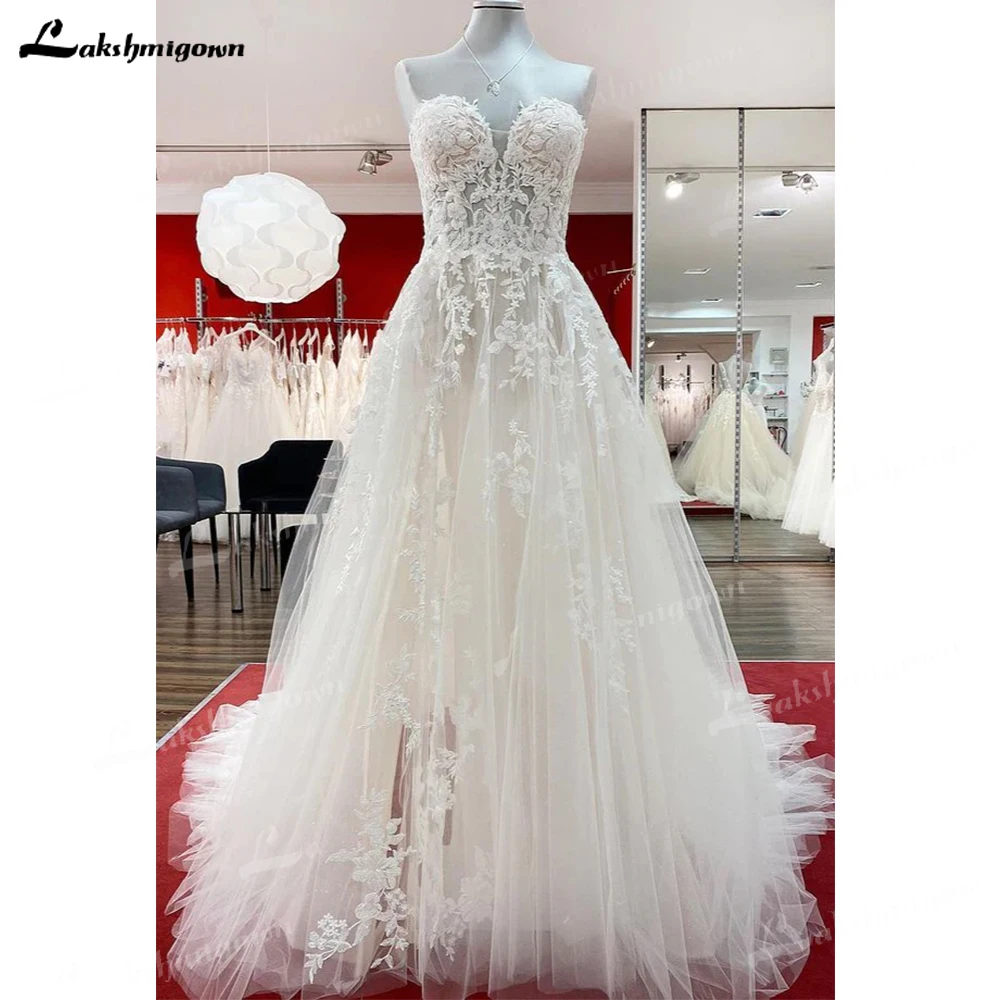 Boho Beautiful Long A-line Strapless Tulle Ivory Wedding Dress Appliques Lace Four SeasonsBridal Gown Sleeveless Floor-length
Boho Beautiful Long A-line Strapless Tulle Ivory Wedding Dress Appliques Lace Four SeasonsBridal Gown Sleeveless Floor-length