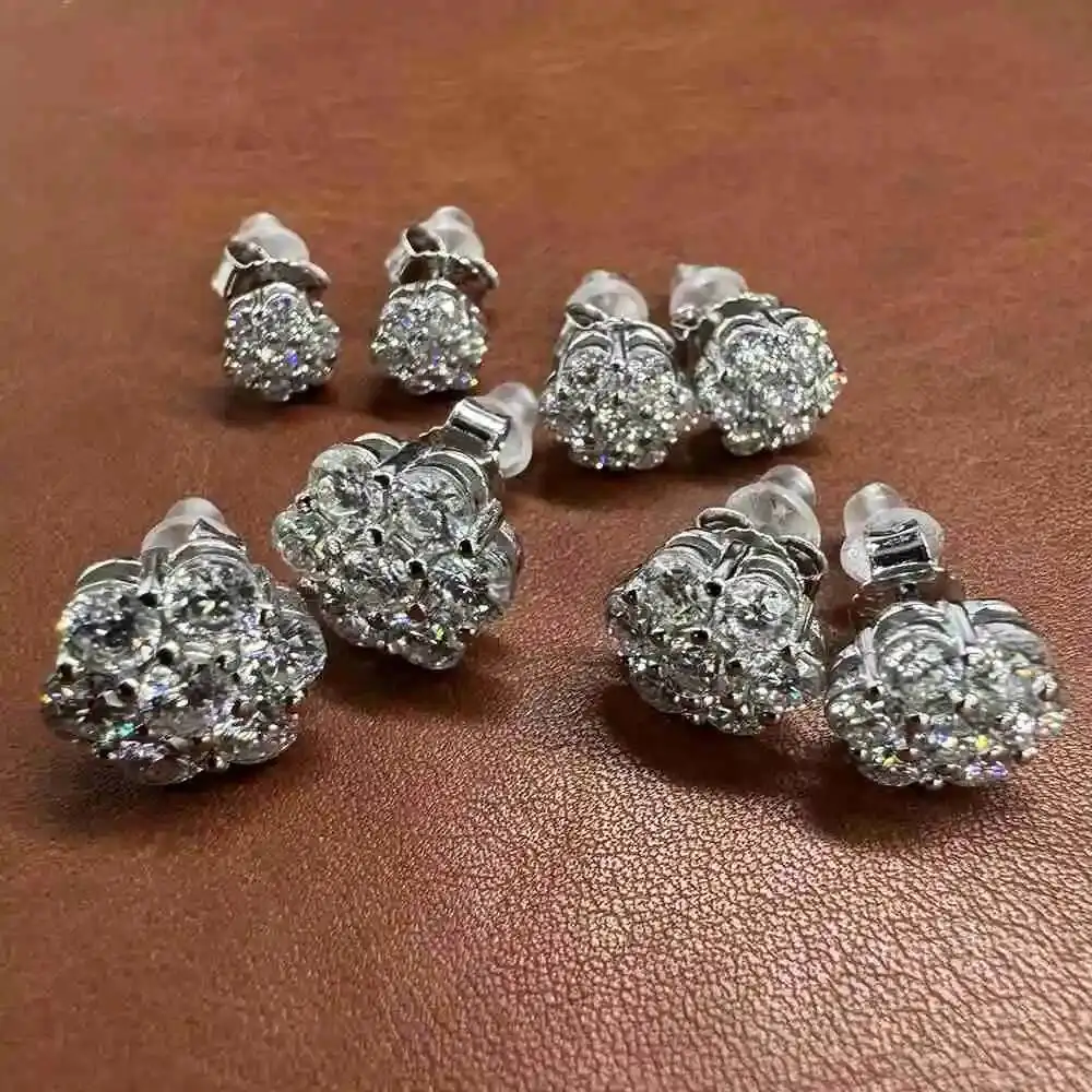 Flower Cluster Moissanite VVS Diamond Stud 6-10mm 925 Sterling Silver Men Women Luxury Gifts Fine Jewelry Big Mossanite Earrings
Flower Cluster Moissanite VVS Diamond Stud 6-10mm 925 Sterling Silver Men Women Luxury Gifts Fine Jewelry Big Mossanite Earrings