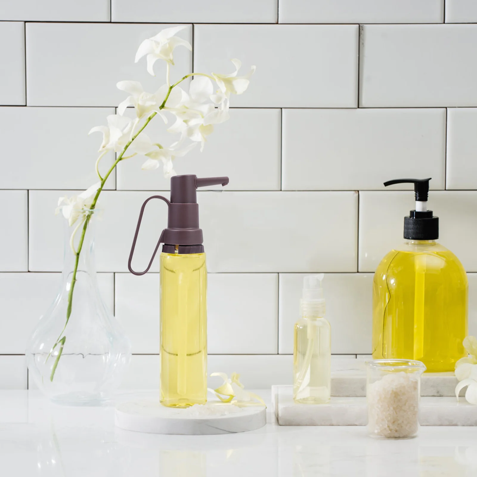 1 set Mini Oyster Sauce Bottle Press Nozzle High-Grade Durable Kitchen Pump Dispenser Compact Sealed Moistureproof
1 set Mini Oyster Sauce Bottle Press Nozzle High-Grade Durable Kitchen Pump Dispenser Compact Sealed Moistureproof