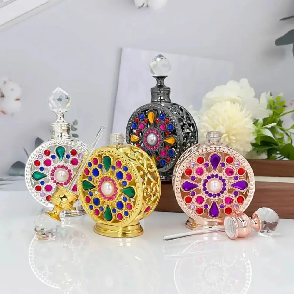 Hot Luxury Dubai Essential Oil Storage Bottle Shining Diamond Thickened Glass Bottle 12ML Special Split Bottle Beauty Salon
Hot Luxury Dubai Essential Oil Storage Bottle Shining Diamond Thickened Glass Bottle 12ML Special Split Bottle Beauty Salon