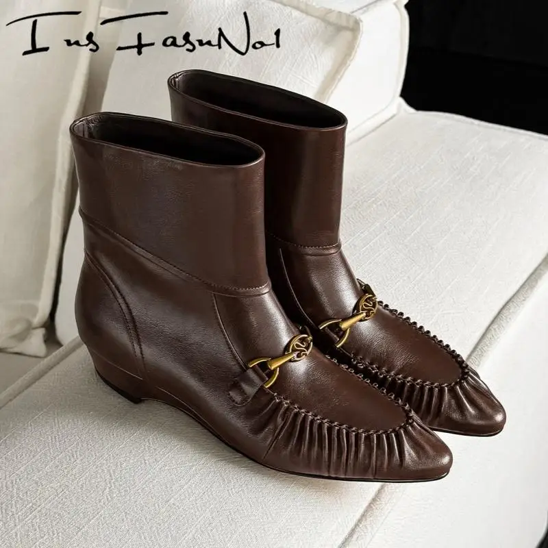 Genuine Leather Pointed Toe Women Knight Boots Fashion Metal Decoration Designer Ankle Boots Female All Match Elegant Shoes New
Genuine Leather Pointed Toe Women Knight Boots Fashion Metal Decoration Designer Ankle Boots Female All Match Elegant Shoes New