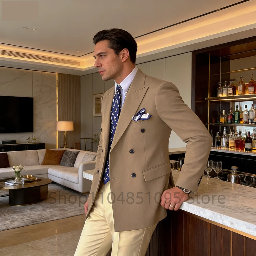 Фиолетовый мужской двубортный свадебный пиджак с острыми лацканами, костюмный жакет для деловых встреч, вечеринок и выпускных балов
Фиолетовый мужской двубортный свадебный пиджак с острыми лацканами, костюмный жакет для деловых встреч, вечеринок и выпускных балов