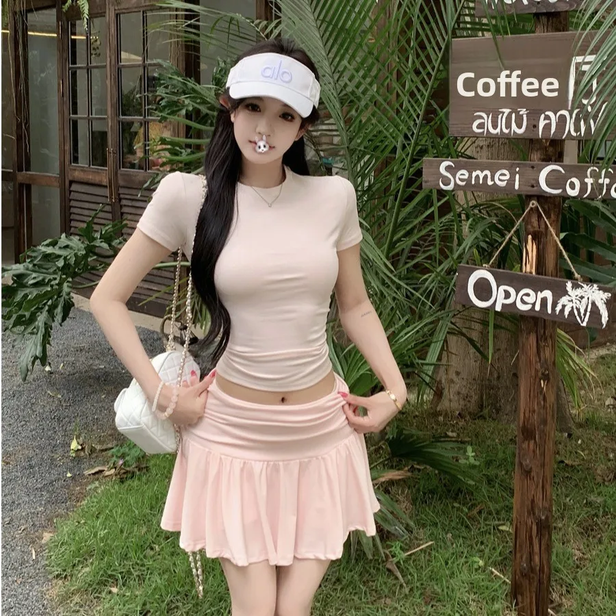 High Waist Short Sleeve T-Shirt round Neck Elastic Two-Piece Set Korean Sporty Fashion Pure Desirable Sexy Women's Clothing
High Waist Short Sleeve T-Shirt round Neck Elastic Two-Piece Set Korean Sporty Fashion Pure Desirable Sexy Women's Clothing