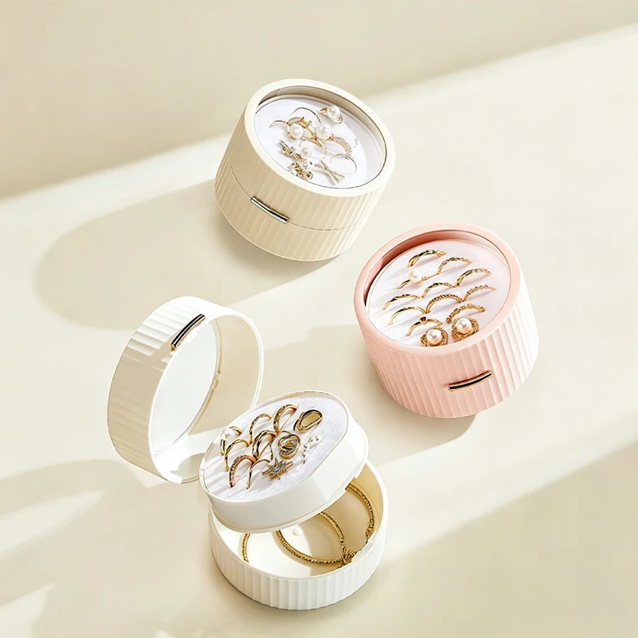 Jewelry box storage box with high-end style - earrings, stud earrings, necklaces, bracelets, rings - portable storage and storag
Jewelry box storage box with high-end style - earrings, stud earrings, necklaces, bracelets, rings - portable storage and storag
