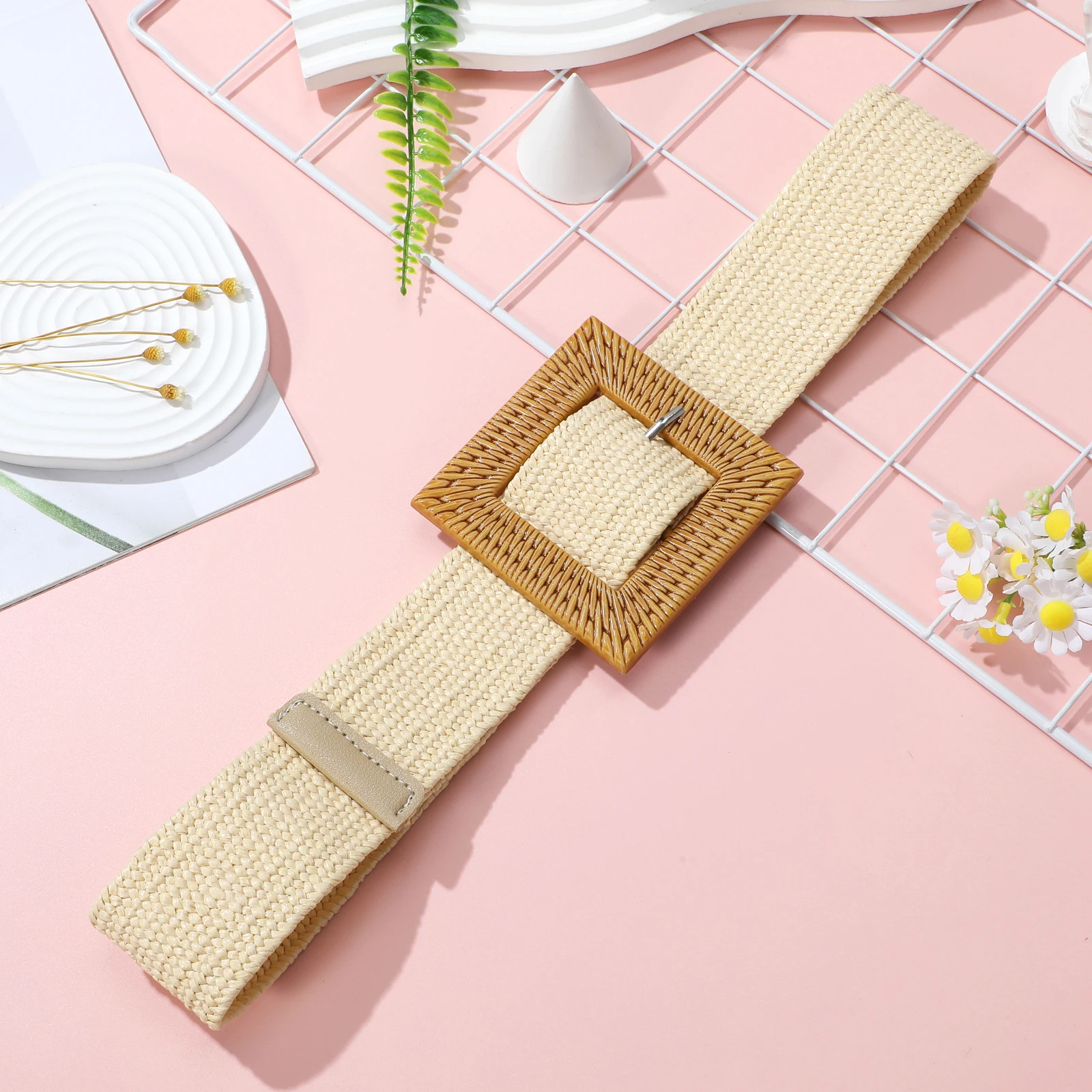 1Pc Vintage Women Wide Waist Belt No Hole Weaving Retro Buckle Fashion Accessories 
1Pc Vintage Women Wide Waist Belt No Hole Weaving Retro Buckle Fashion Accessories