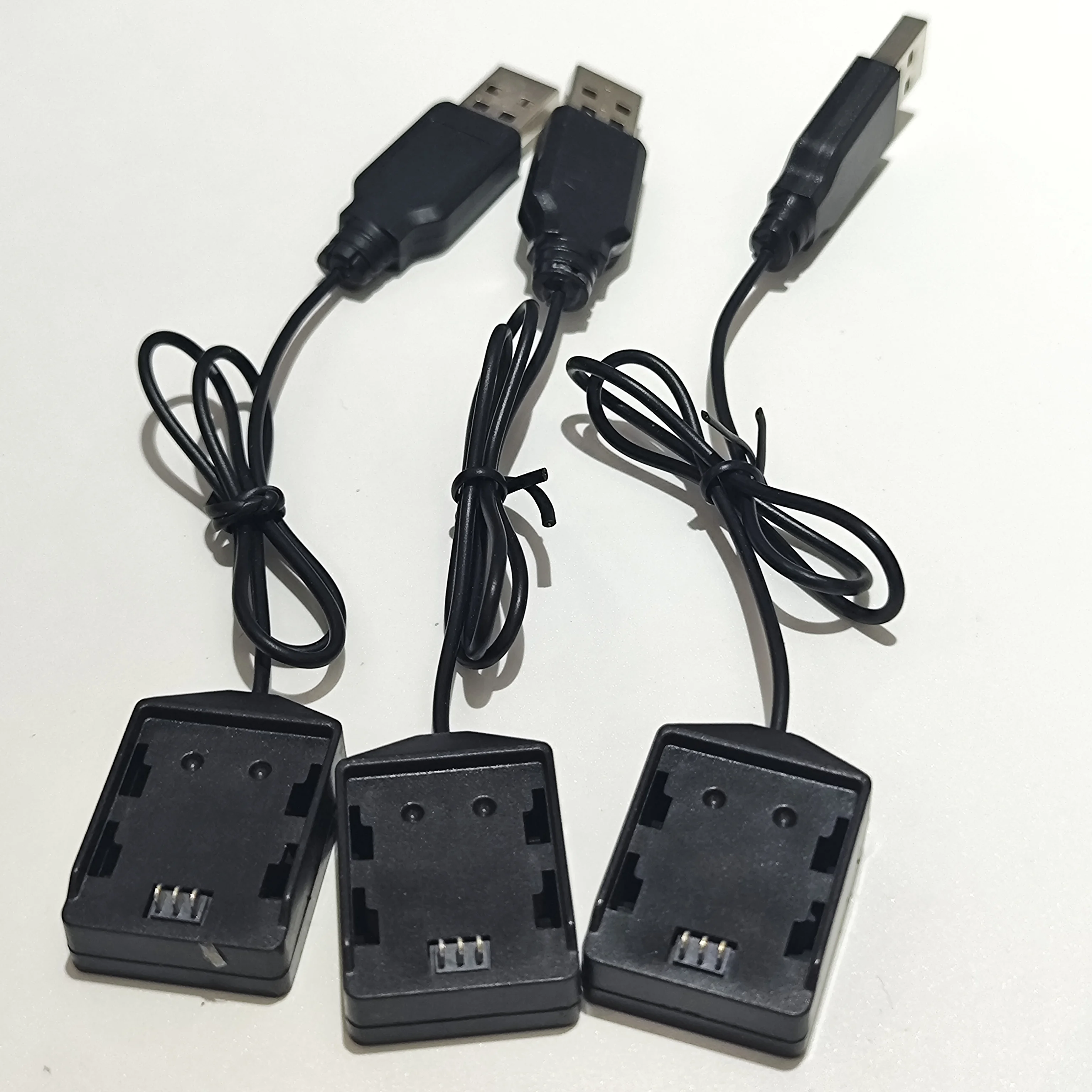 Оригинальный 4DRC V2 мини-дрон 4D-V2 запасные части для аккумулятора USB-провод для зарядки аксессуары 3 шт.
Оригинальный 4DRC V2 мини-дрон 4D-V2 запасные части для аккумулятора USB-провод для зарядки аксессуары 3 шт.