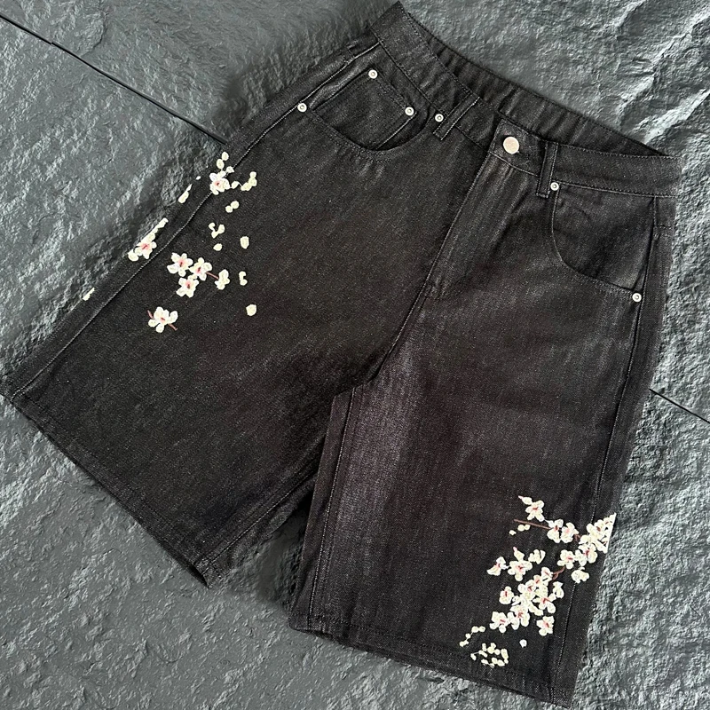 High Street Trend Derschutze Denim Shorts Good-quality Vintage Casual Loose Pattern Embroidery Jeans
High Street Trend Derschutze Denim Shorts Good-quality Vintage Casual Loose Pattern Embroidery Jeans