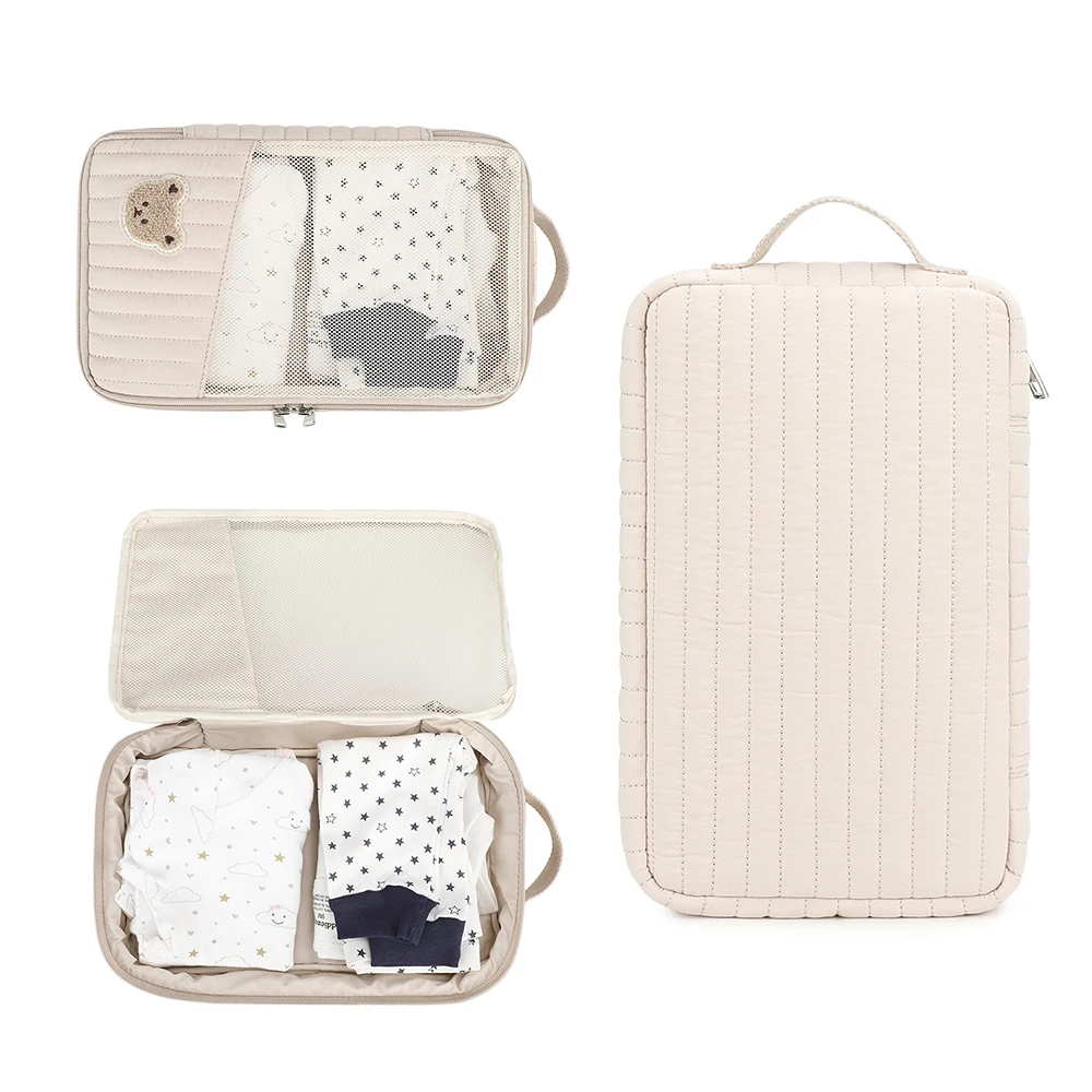 Сумка для подгузников с множеством карманов, водонепроницаемая, для крепления на коляску, с термоизоляцией, легкая, большой вместимости, для путешествий с ребенком, для использования на улице.
Сумка для подгузников с множеством карманов, водонепроницаемая, для крепления на коляску, с термоизоляцией, легкая, большой вместимости, для путешествий с ребенком, для использования на улице.