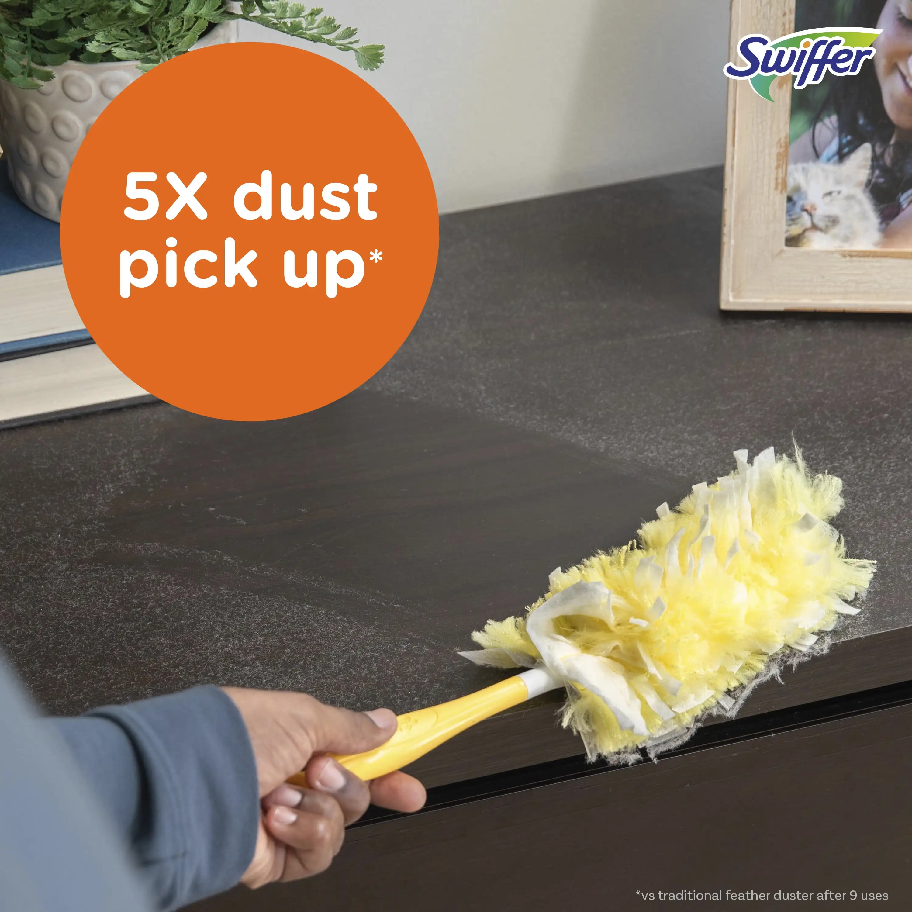 Набор для чистки включает выдвинущую ручку длиной 6 футов + 4 стержня.
Набор для чистки включает выдвинущую ручку длиной 6 футов + 4 стержня. 