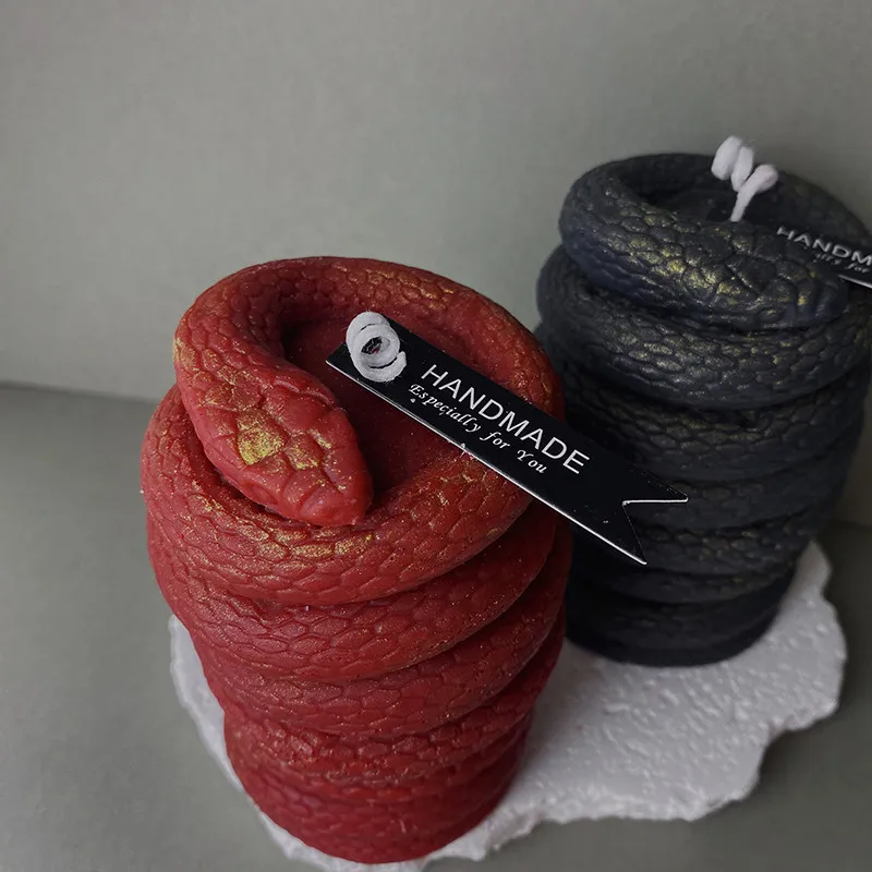 Wrapped snake shape scented candle, SM fun low temperature candle. Adult game props candle. Handmade candles.
Wrapped snake shape scented candle, SM fun low temperature candle. Adult game props candle. Handmade candles.