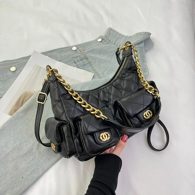 Luxury Brand Women's Messenger Bag: Genuine Leather Shoulder Bag By Famous Designer Elegant Classic
Luxury Brand Women's Messenger Bag: Genuine Leather Shoulder Bag By Famous Designer Elegant Classic