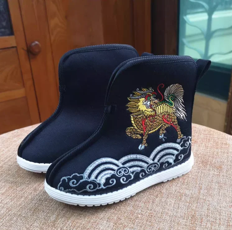 Chinese Hanfu Ancient Style Boys' Boots 
Chinese Hanfu Ancient Style Boys' Boots