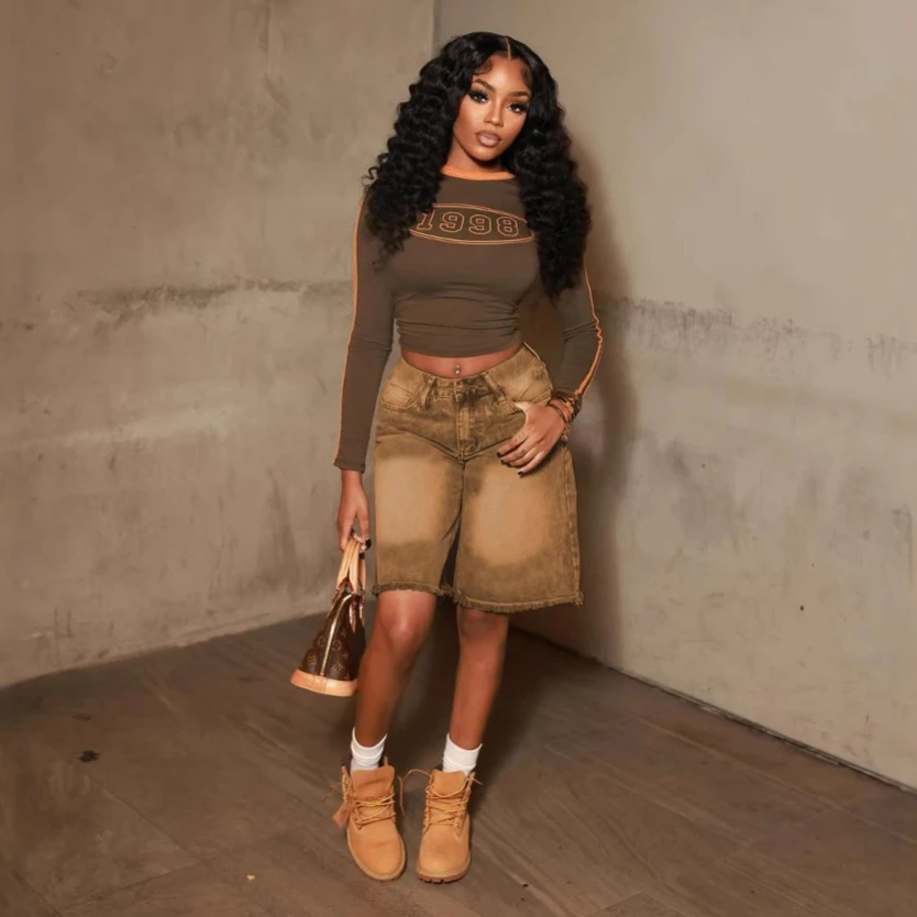 Women Denim Shorts Solid Wide Leg Jeans Knee Length High Waist Zipper Slight Strech Thin Loose Y2k Streetwear Casual 2026 Summer
Women Denim Shorts Solid Wide Leg Jeans Knee Length High Waist Zipper Slight Strech Thin Loose Y2k Streetwear Casual 2026 Summer
