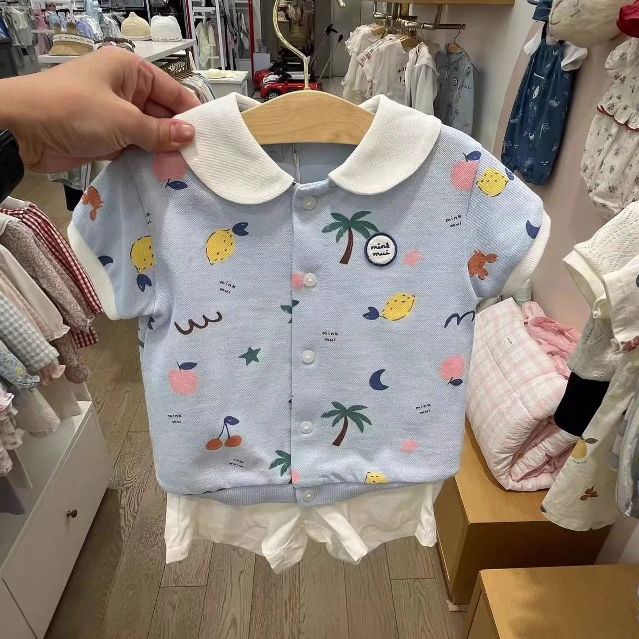 Cute Soft Pure Cotton Short Sleeve T-Shirt And Long Pants Set for Kids Comfortable Summer Clothing for Boys And Girls
Cute Soft Pure Cotton Short Sleeve T-Shirt And Long Pants Set for Kids Comfortable Summer Clothing for Boys And Girls