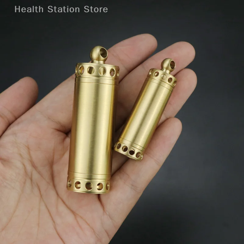 Sealed Capsule Mini Double-opening Brass Pill Box Waterproof Portable First Aid Pill Pot Elderly Carry-on Medicine Case Keychain
Sealed Capsule Mini Double-opening Brass Pill Box Waterproof Portable First Aid Pill Pot Elderly Carry-on Medicine Case Keychain